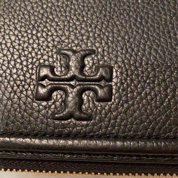 Tory Burch MutliZip Continental Wallet - Picture 3 of 8